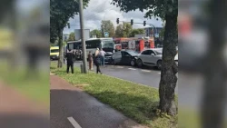 Vaizdai iš Kauno po masinės avarijos: susidūrus penkiems automobiliams žuvo žmogus
